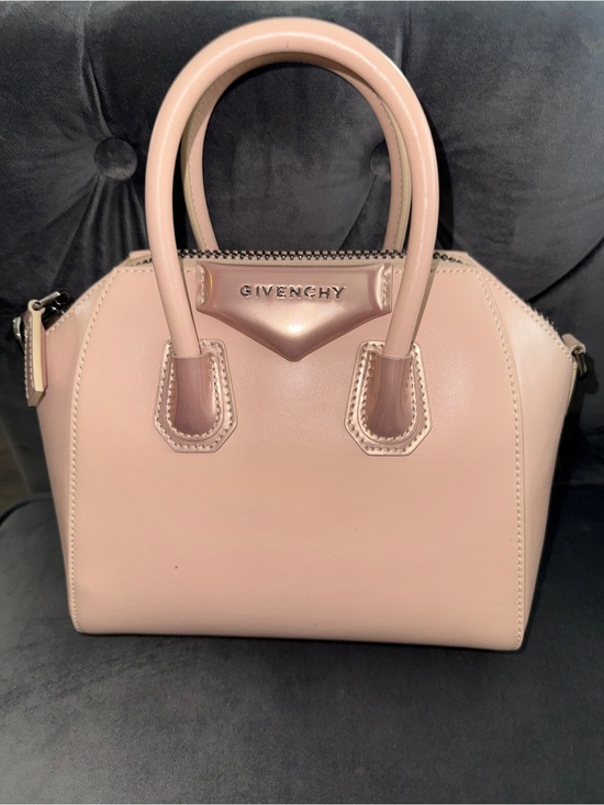Givenchy Handbags - Givenchy Antigona Pink Iridescent top handle